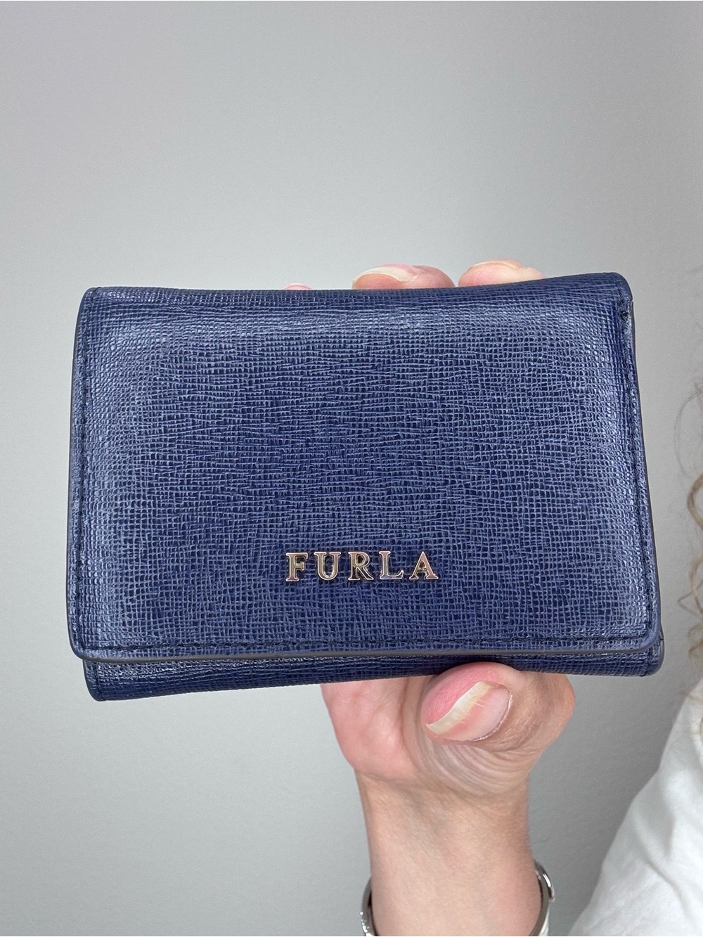 Furla Saffiano leather trifold wallet Navy Blue EUC